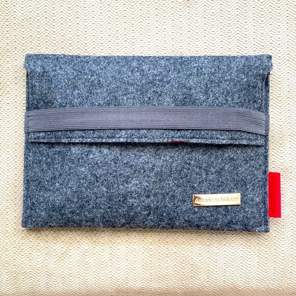 PSA Bags American Airlines Psa Amenity Bag Euc Poshmark